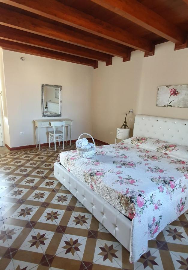 Hotel Palazzo Novecento Ugento Zewnętrze zdjęcie